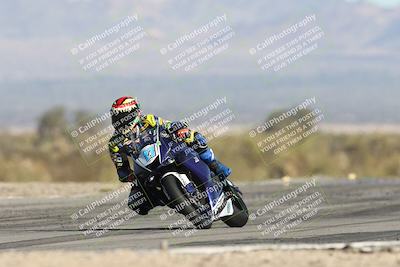 media/Dec-07-2025-CVMA (Sun) [[3e7d2de5dc]]/Race 8-Middleweight Shootout/